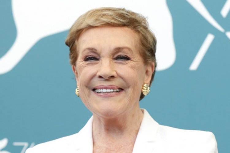 Julie Andrews Reveals the Fate of Princess Diaries 3